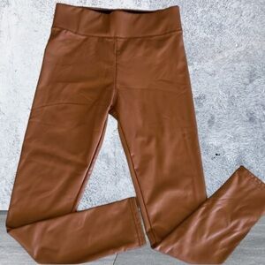 Brown Faux woman’s faux leather slip on Leggings Size L NWOT